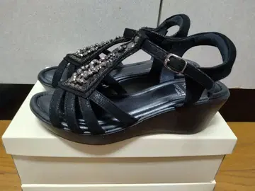 뷰포트 비쥬 장식 샌들 M