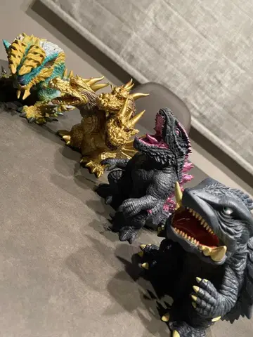 진좌수 고질라 킹 기도라 진오우가 가메라