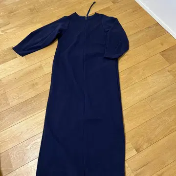 네이비 긴팔 롱 원피스 슬릿