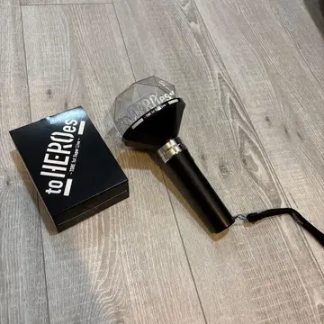 to HEROes 블랙 응원봉 박스 포함