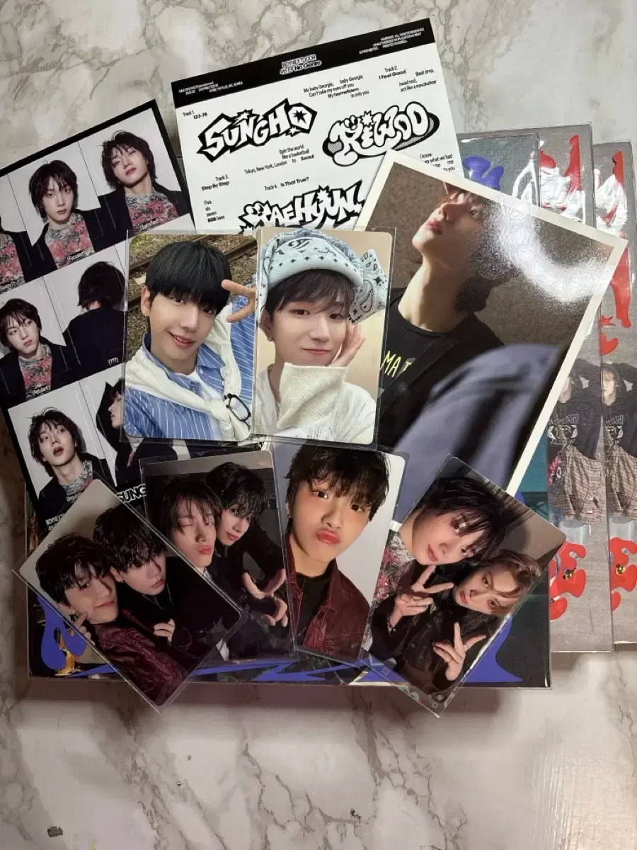 Unstanning disposal) Poca, album (Sungho Riwoo Han Woonhak Taesan Myeong Jaehyun doll keychains unofficial goods house membership)