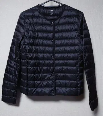 유니클로 블랙 다운 자켓 S 사이즈