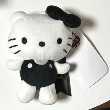 헬로키티 50주년 마스코트 참 화이트 블랙 아베일 한정판 산리오