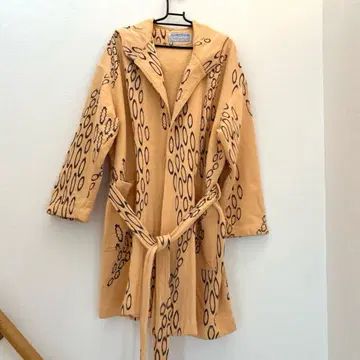 후드 부착 베이지 목욕 가운 (L)