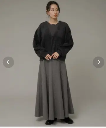 서니 라벨 컷 멜톤 머메이드 스커트