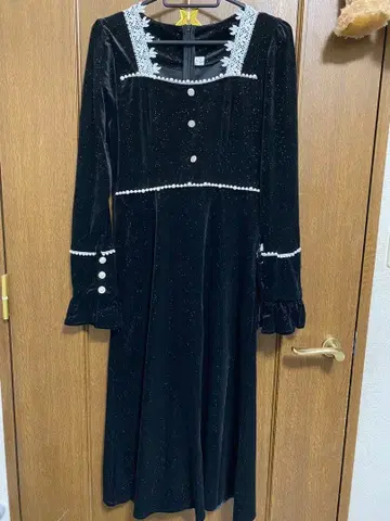블랙 벨벳 원피스 긴팔 롱 기장