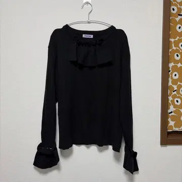 PUNYUS 블랙 프릴 니트