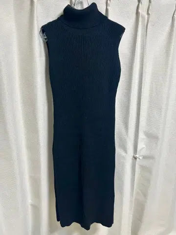 리브 블랙 슬리브리스 원피스 사이즈 F