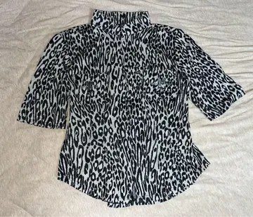 이탈리아제 레오파드 무늬 반팔 셔츠