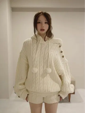 Yara 케이블 니트 세트업 아이보리