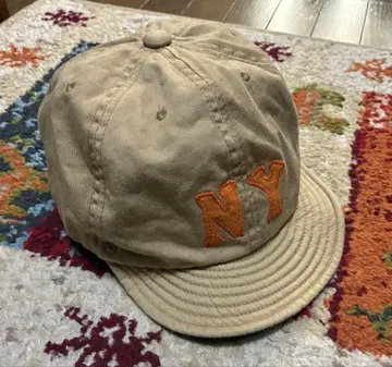 데코의 NY 베이지 캡