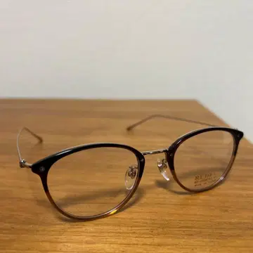 브라운 컬러 안경 프레임 고품질!