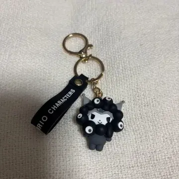 만박 산리오 블랙 미야쿠미야쿠 변신 키링 쿠로미