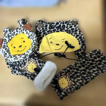 디즈니 스토어 푸우 레오파드 무늬 백, 모자, 머플러, 장갑