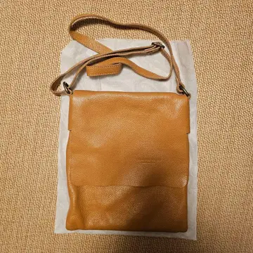 Pelletteria Veneta 가죽 숄더백 카멜