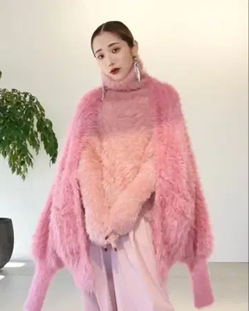 라벨에튀드 MIX 페더얀 볼륨 터틀 니트 피치