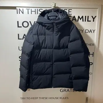 미사용 새상품 심리스 다운 후드티