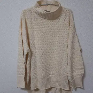 hagymu 크림 터틀넥 니트