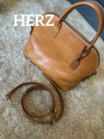 연말연시 세일 중 [ 거의 새상품급 ] HERZ 여성용 핸드숄더