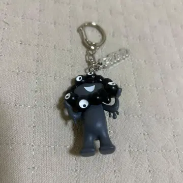 블랙 미야쿠미야쿠 키링