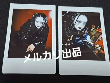 DAMNED 이치온 과거 폴라로이드 2장 세트 V계 밴드