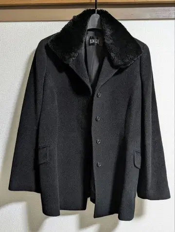 울 블랙 코트 퍼 포함