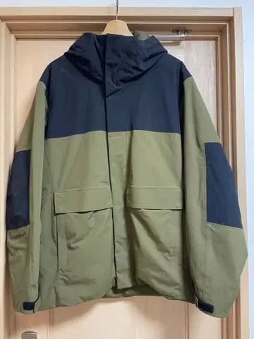 히라노 아유무 하이브리드 다운 스노우보드 후드티 M