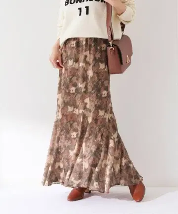 Blurry 프린트 머메이드 스커트