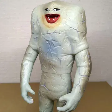 울트라맨 자밀라 소프트 비닐