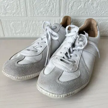 저먼 트레이너 리프로덕티드 에디션 화이트 스니커즈 41