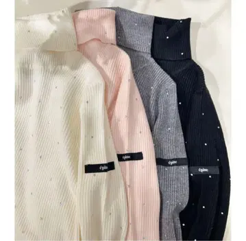 epine label rhinestone rib knit highneck