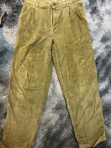 DECKER'S 코듀로이 스트레이트 팬츠 올리브