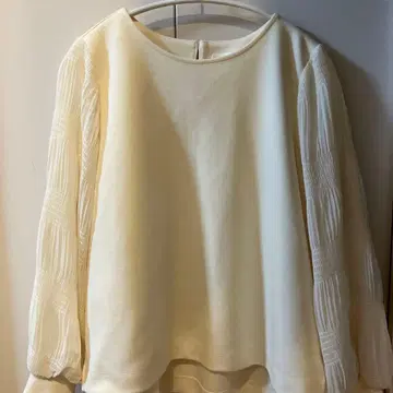 [ 새상품급 ] 그레디 브릴리언트 티셔츠 쉬폰