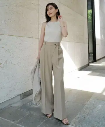 [ 미사용 새상품 ] anuans 슬라이드 허리 세미 와이드 팬츠