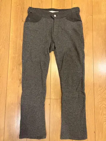 White Mountaineering 울 혼방 팬츠