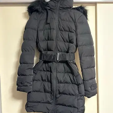 ZARA 블랙 다운 코트 퍼 포함