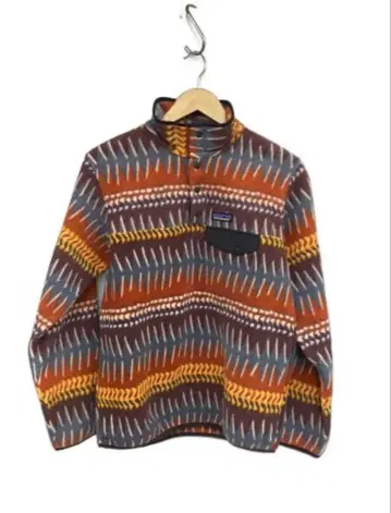 레어 patagonia 파타고니아 신틸라 스냅T 올 패턴