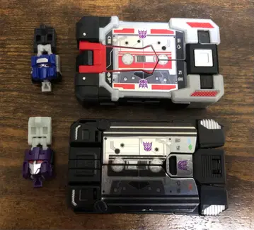 트랜스포머 레전즈 콘도르 재규어