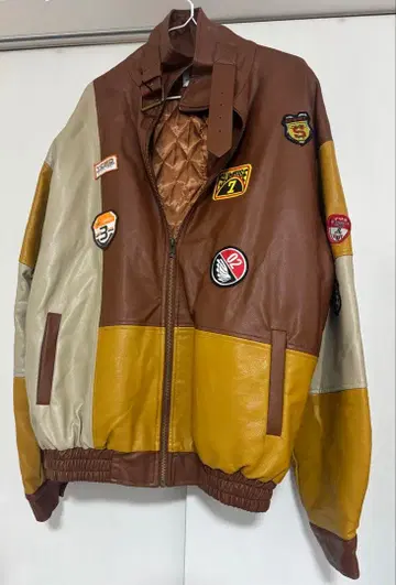 [ 설날 세일 ] 남성용 와펜 가죽풍 자켓 L 사이즈