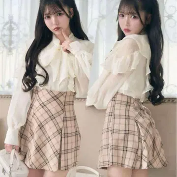 michellMacaron 플레어 체크 스커트 베이지 프리 사이즈