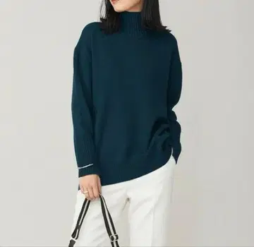 iCB 소프트 캐시미어 믹스 하이넥 니트