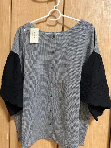 Samansa Mos2 새상품 체크 무늬 자수 오부 소매 상의