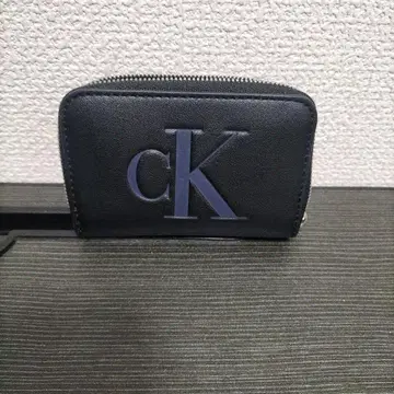 cK 블랙 가죽 코인 케이스