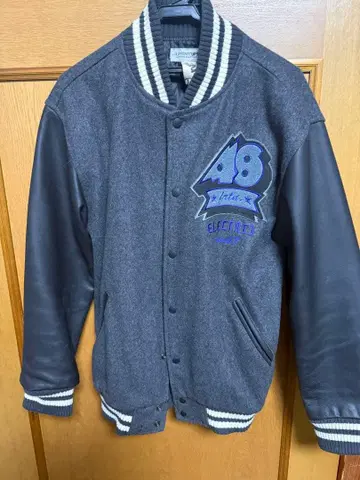 UPSTARTUPST 바시티 자켓 그레이/블랙