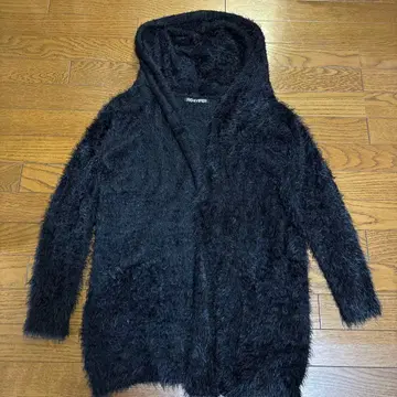 후드 부착 블랙 퍼 가디건