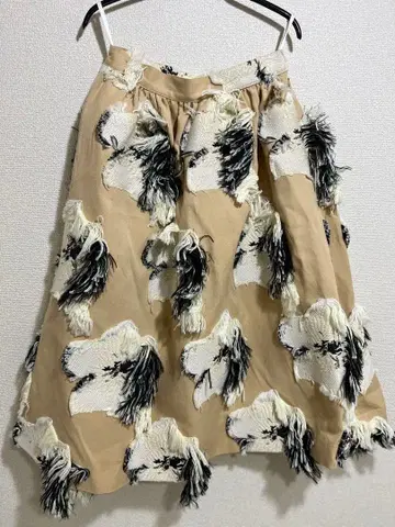 AKIRANAKA 플라워 컷 자카드 스커트