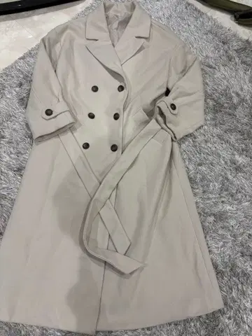 라이트 그레이 더블 브레스트 롱 코트