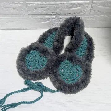 크로셰 뜨개질 복슬복슬 귀도리 핸드메이드 하트