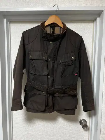 벨스타프 트라이얼 마스터 브라운 사이즈 44 오일드 자켓