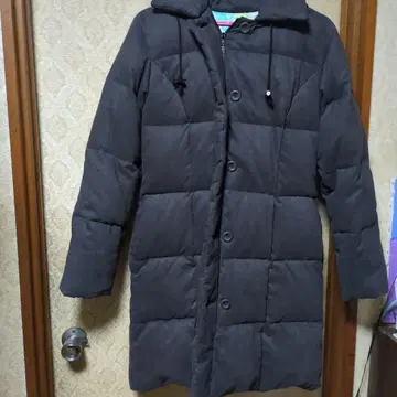 ALBA ROSA 다크 그레이 다운 코트